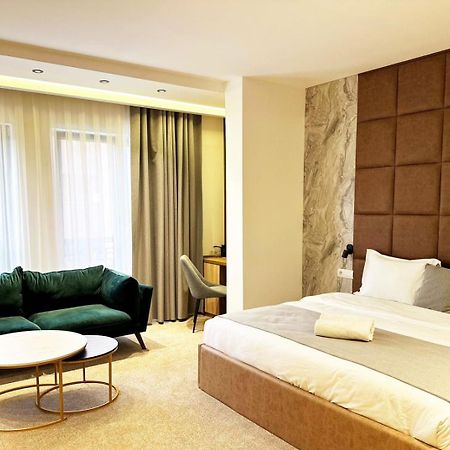 Ador Hotel North Mitrovica Εξωτερικό φωτογραφία