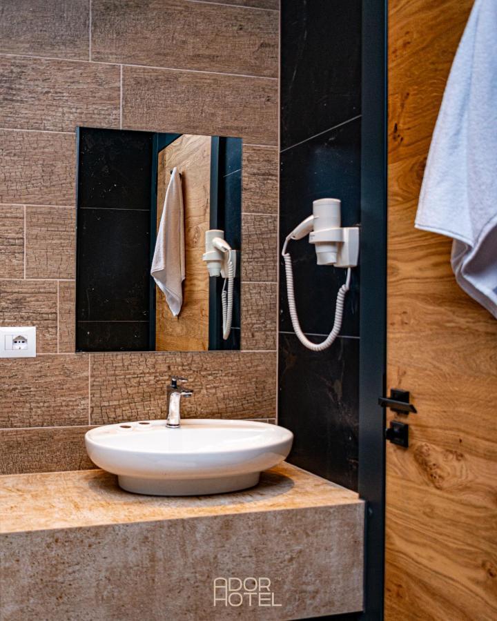 Ador Hotel North Mitrovica Εξωτερικό φωτογραφία