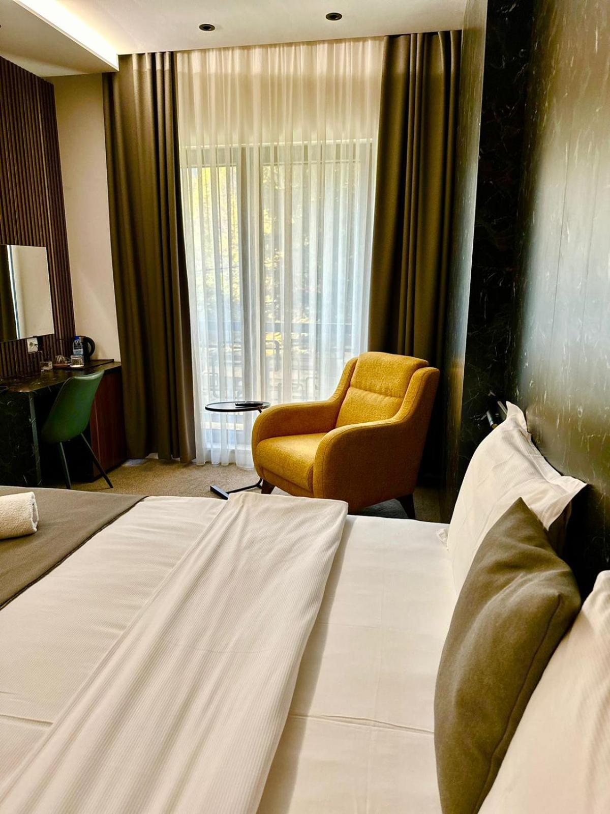 Ador Hotel North Mitrovica Εξωτερικό φωτογραφία